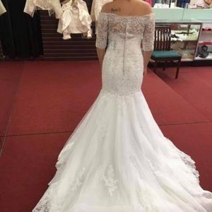 Wedding dress